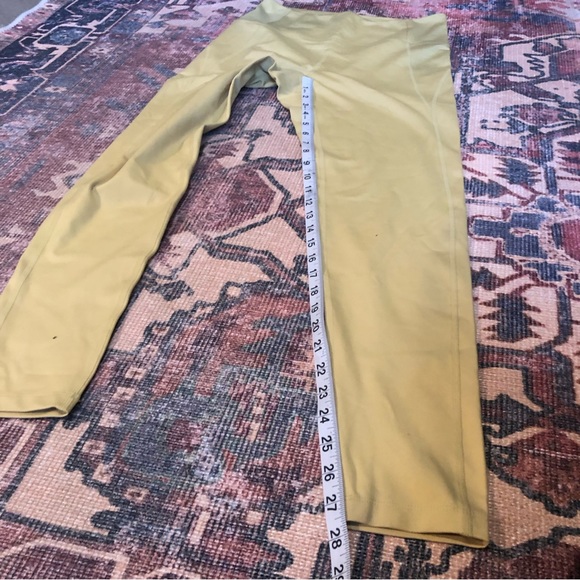 Girlfriend Collective Compressive High-rise Legging in color Pear Size L - Picture 3 of 5